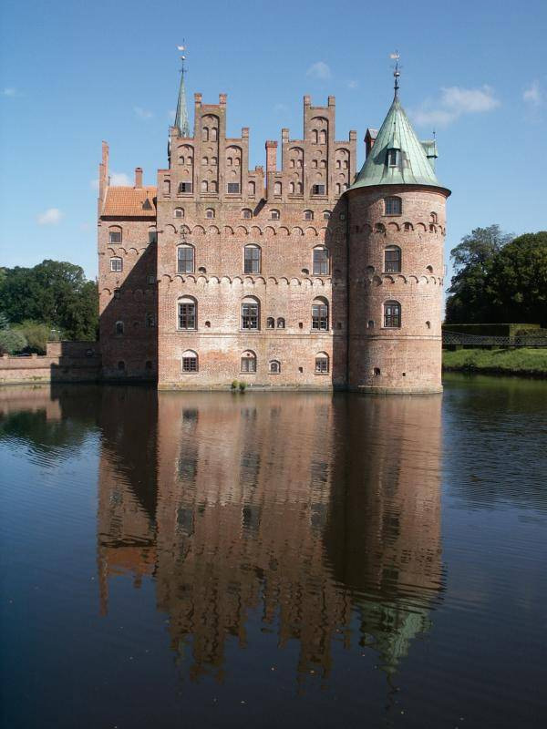 Замок Егескёв, Дания