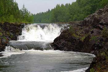 Бурная река, Карелия 